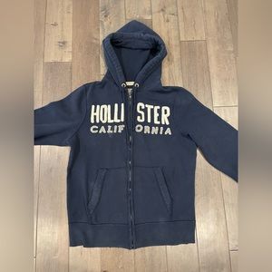 Men’a hollister zip up sweater